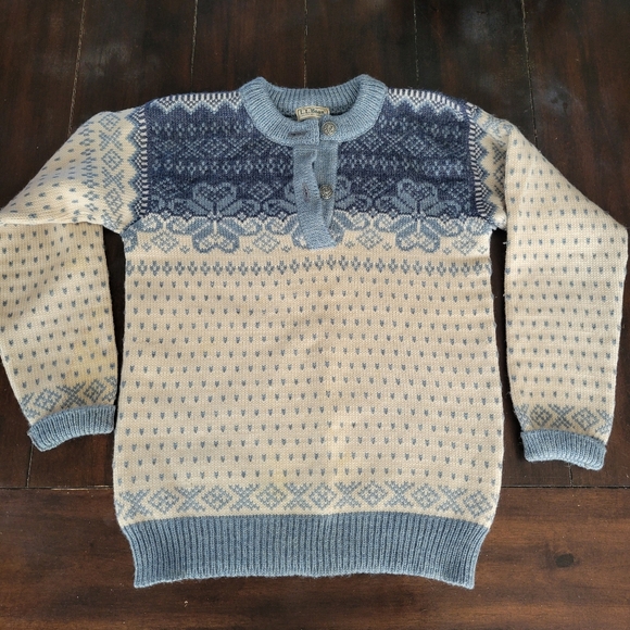 L.L. Bean Sweaters - Vintage LL Bean 100% Wool Sweater Size 42/XL Made In Norway